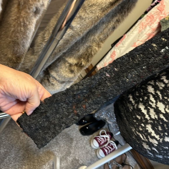 The Limited. Lace full sleeve blouse. Full lace top size L black - Picture 7 of 9